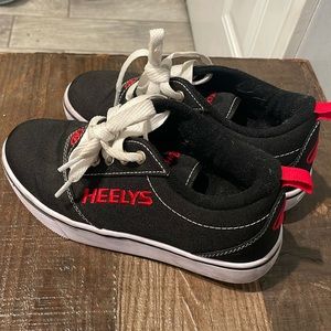 Heelys kids roller sneakers LIKE NEW